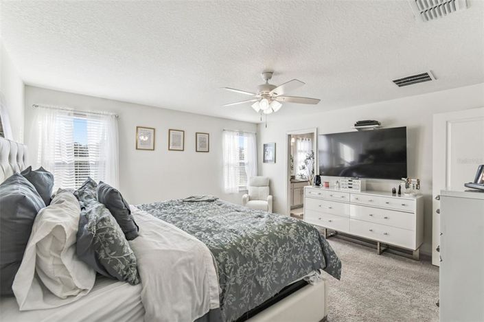 Image No.35-4 Bed Property for sale