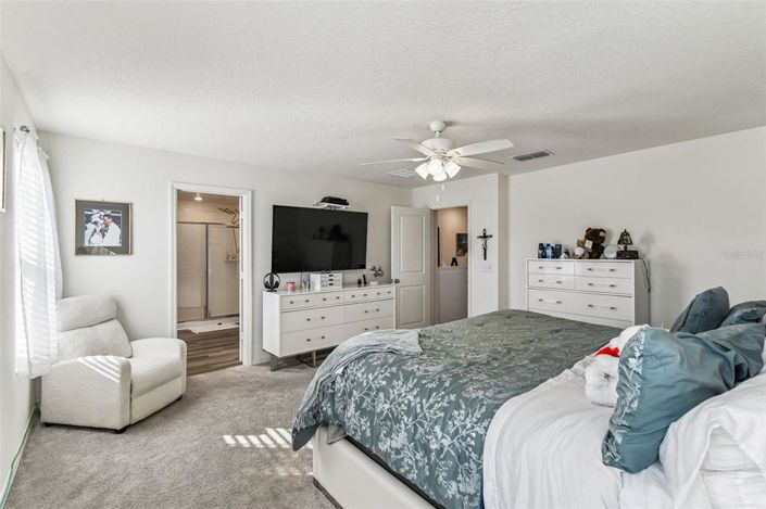 Image No.36-4 Bed Property for sale