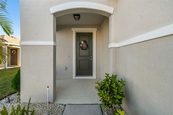 Image No.6-4 Bed Property for sale