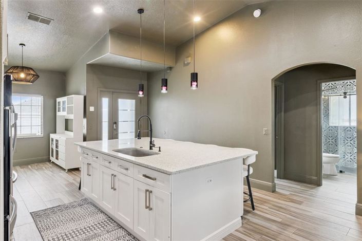 Image No.3-Propriété de 4 chambres à vendre à Davenport