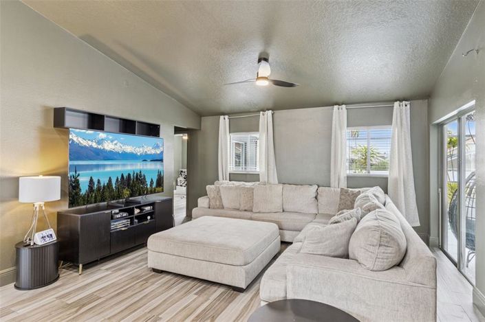 Image No.7-Propriété de 4 chambres à vendre à Davenport