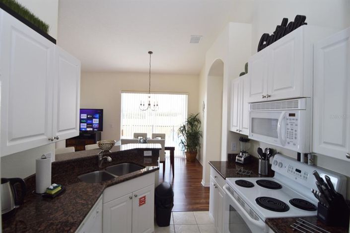 Image No.9-3 Bed Townhouse for sale