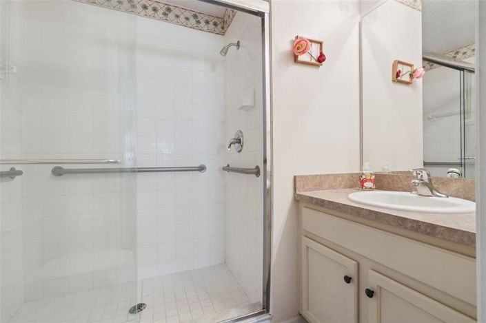 Image No.23-4 Bed Property for sale