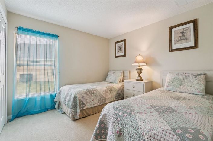 Image No.26-4 Bed Property for sale