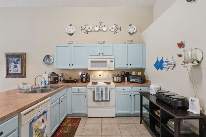 Image No.8-4 Bed Property for sale