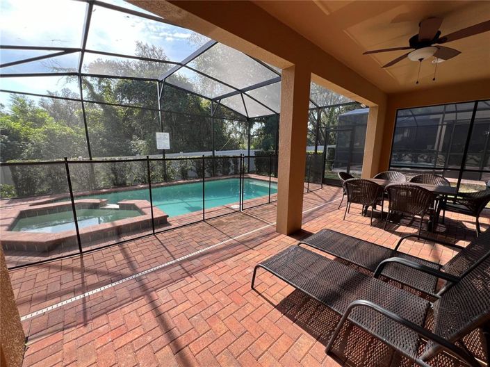 Image No.3-Propriété de 6 chambres à vendre à Kissimmee