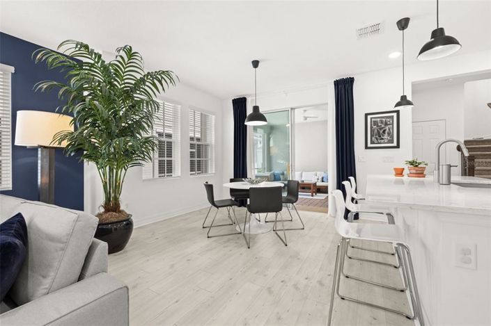 Image No.10-3 Bed Townhouse for sale