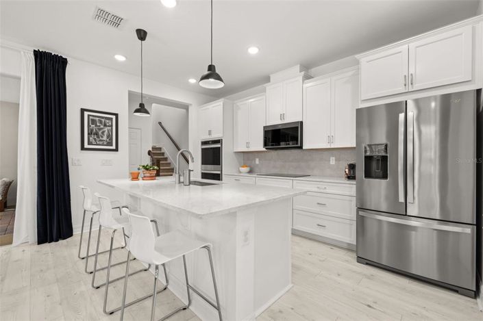 Image No.13-3 Bed Townhouse for sale