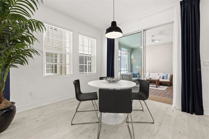 Image No.15-3 Bed Townhouse for sale