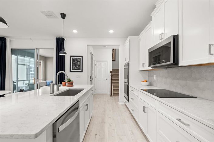 Image No.21-3 Bed Townhouse for sale