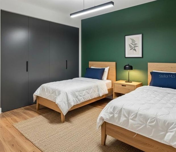 Image No.8-6 Bed Property for sale