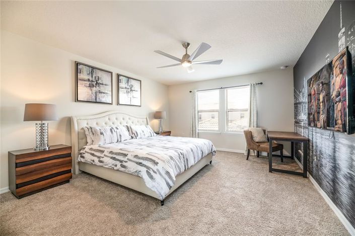 Image No.17-5 Bed Townhouse for sale