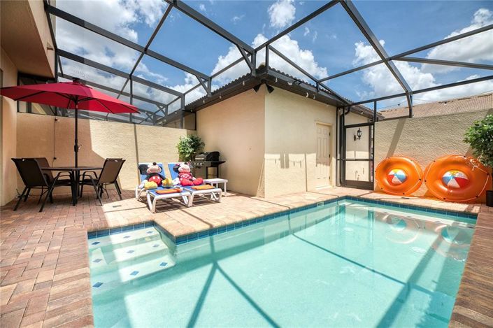 Image No.30-5 Bed Townhouse for sale