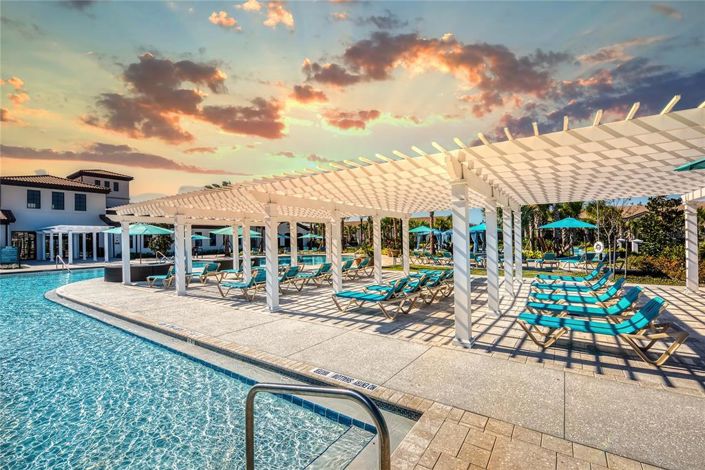 Image No.60-5 Bed Townhouse for sale