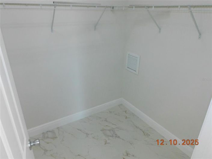 Image No.13-Propriété de 4 chambres à vendre à Kissimmee