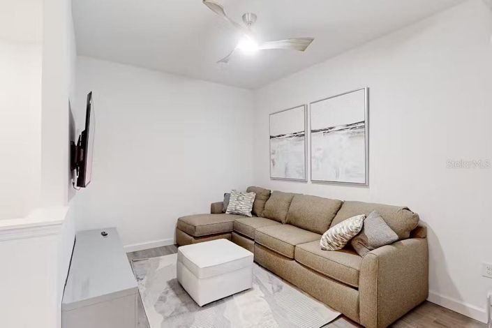 Image No.12-4 Bed Townhouse for sale