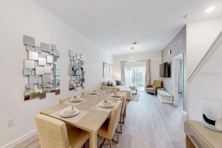 Image No.2-4 Bed Townhouse for sale