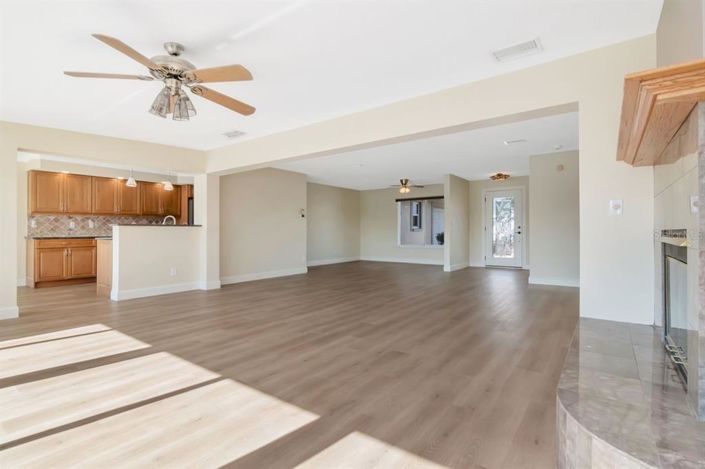 Image No.11-3 Bed Property for sale