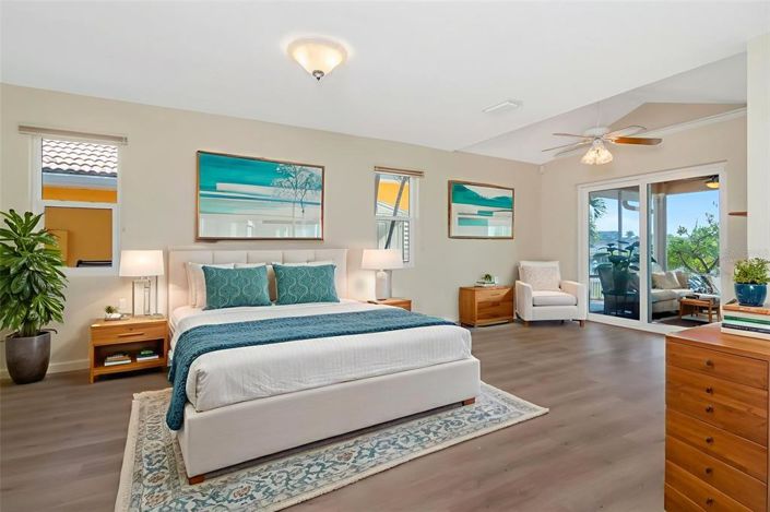 Image No.17-3 Bed Property for sale