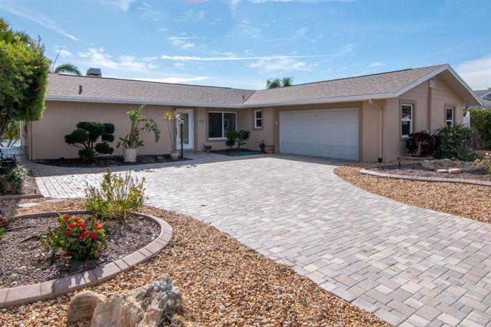 Image No.2-3 Bed Property for sale