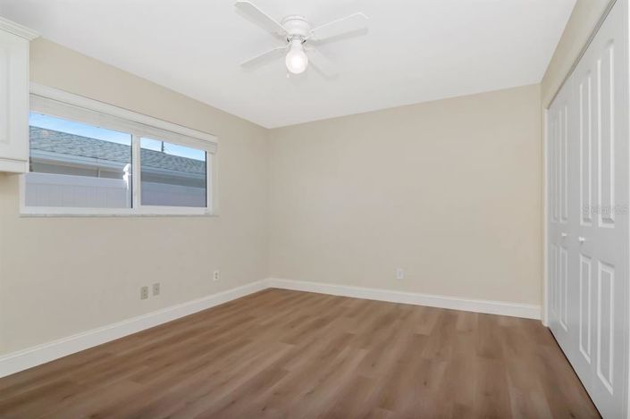 Image No.27-3 Bed Property for sale