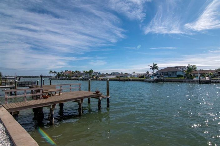 Image No.37-3 Bed Property for sale