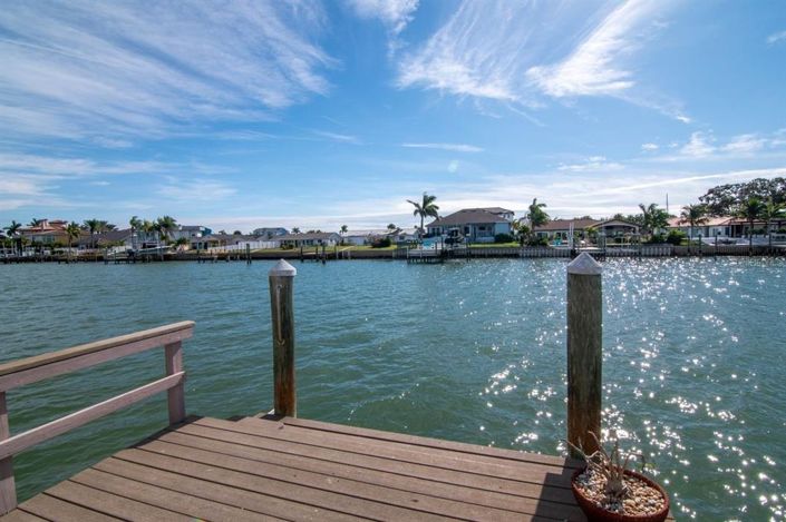 Image No.40-3 Bed Property for sale