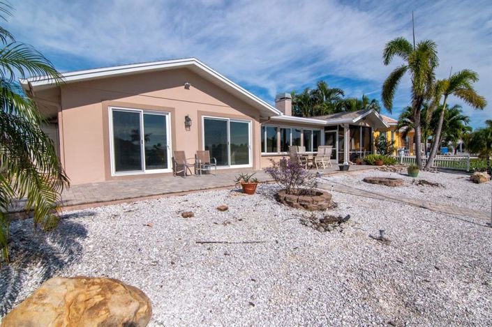 Image No.41-3 Bed Property for sale