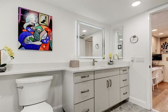 Image No.12-2 Bed Property for sale