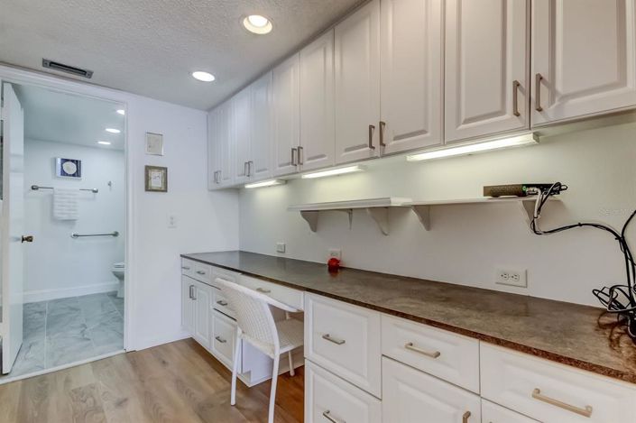 Image No.13-2 Bed Property for sale