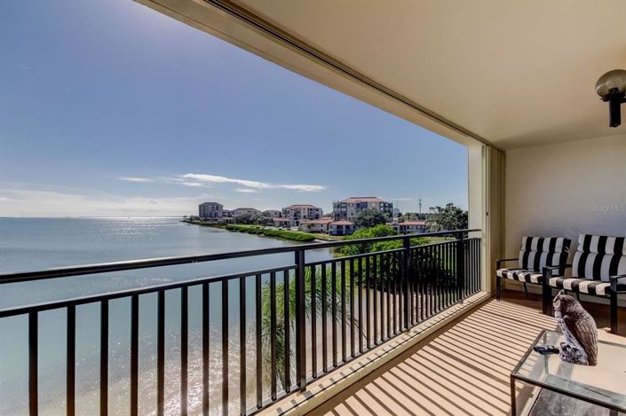 Image No.2-2 Bed Property for sale