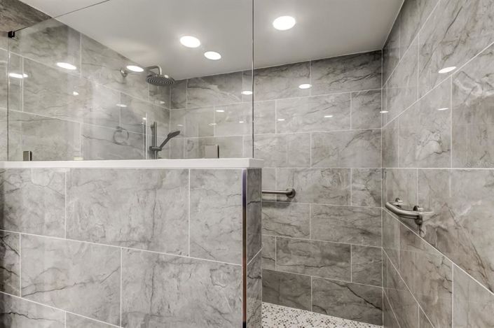 Image No.8-2 Bed Property for sale