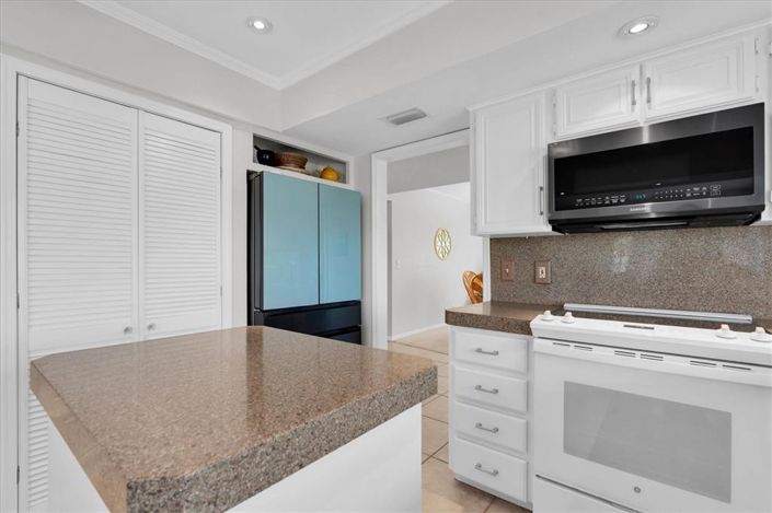 Image No.16-4 Bed Property for sale