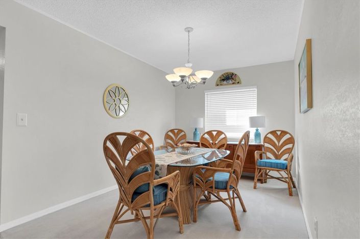 Image No.19-4 Bed Property for sale