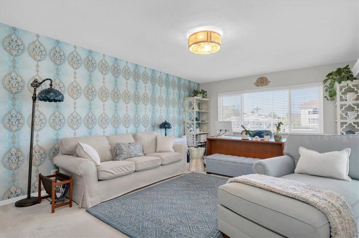 Image No.20-4 Bed Property for sale