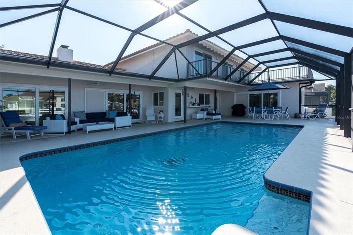 Image No.45-4 Bed Property for sale