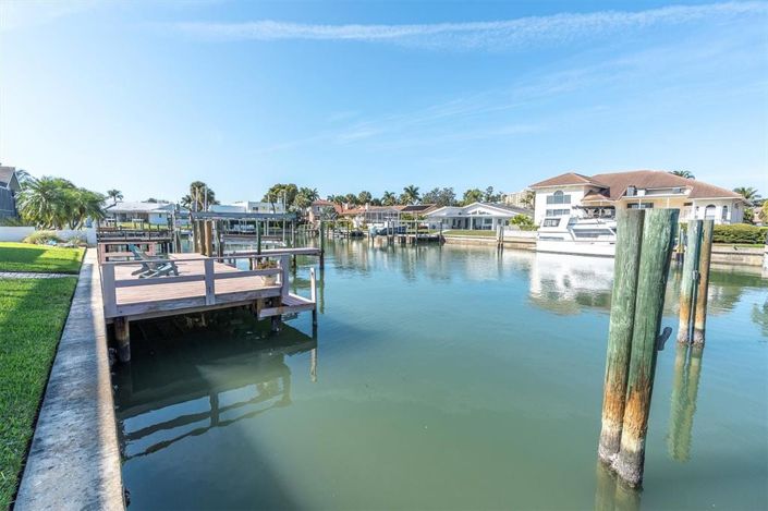 Image No.52-4 Bed Property for sale