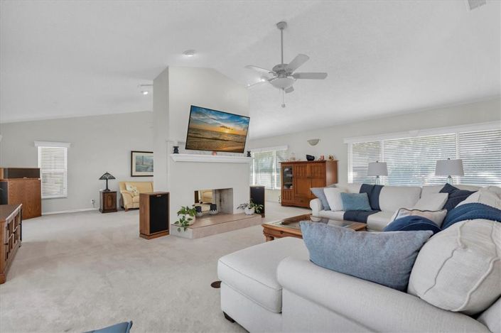 Image No.9-4 Bed Property for sale