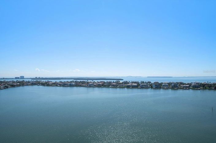 Image No.9-Propriété de 2 chambres à vendre à Floride