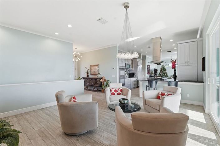 Image No.13-3 Bed Property for sale