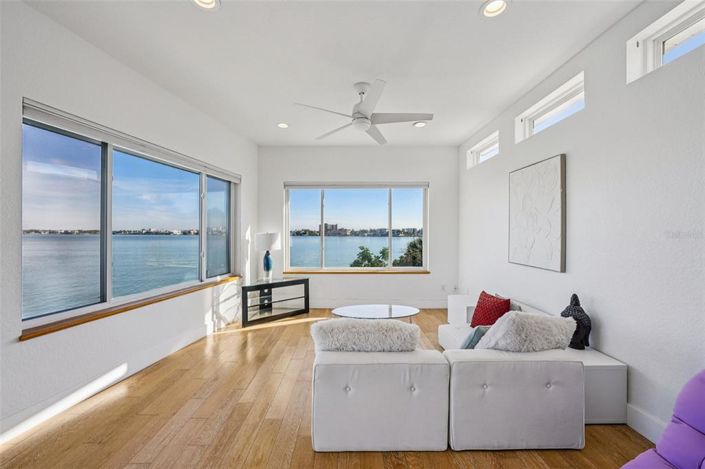 Image No.28-4 Bed Property for sale