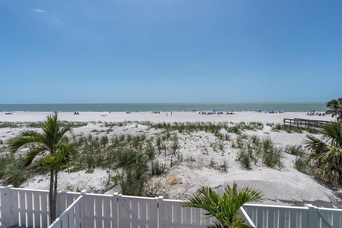 Image No.18-2 Bed Townhouse for sale