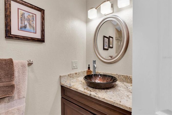 Image No.34-2 Bed Townhouse for sale