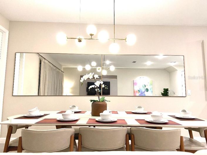 Image No.13-4 Bed Townhouse for sale