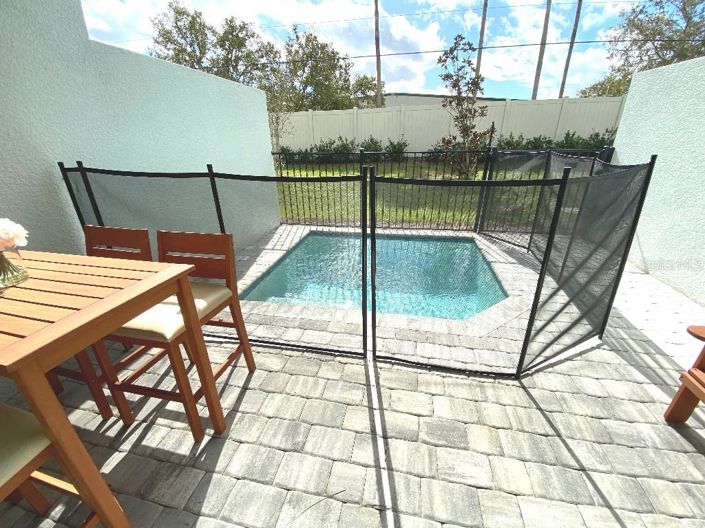 Image No.18-4 Bed Townhouse for sale