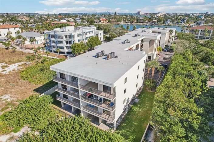 Image No.52-3 Bed Property for sale