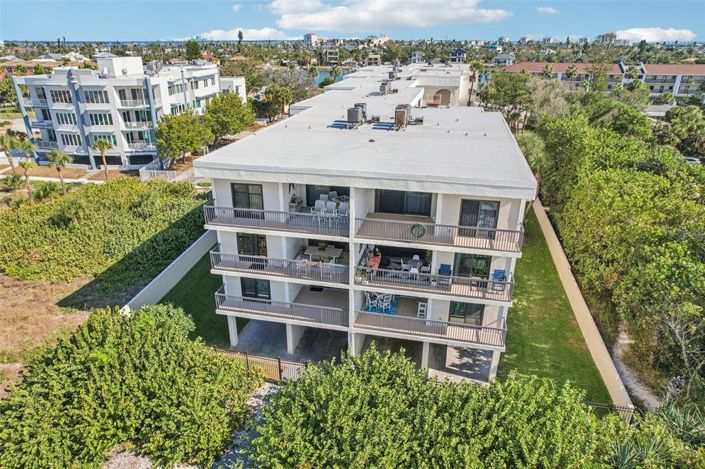 Image No.53-3 Bed Property for sale