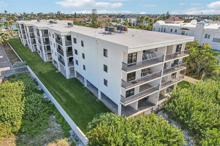 Image No.54-3 Bed Property for sale