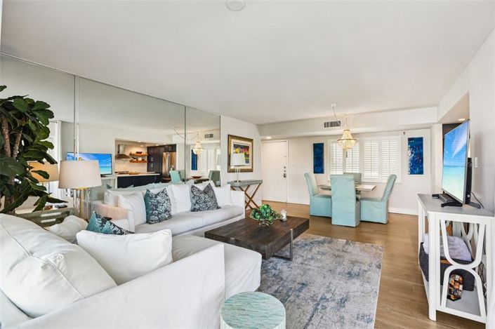 Image No.6-3 Bed Property for sale