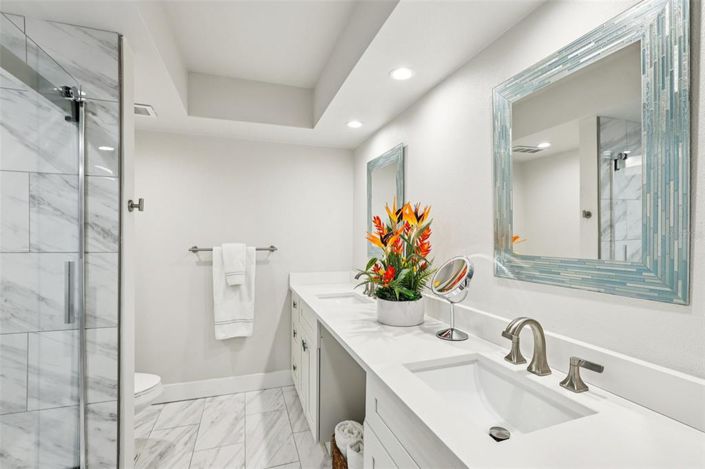 Image No.8-3 Bed Property for sale